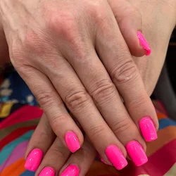 Michelle T. nail set